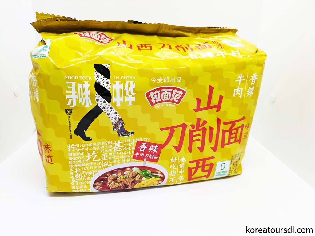 袋麺とカップ麺どちらも一般的に売られている