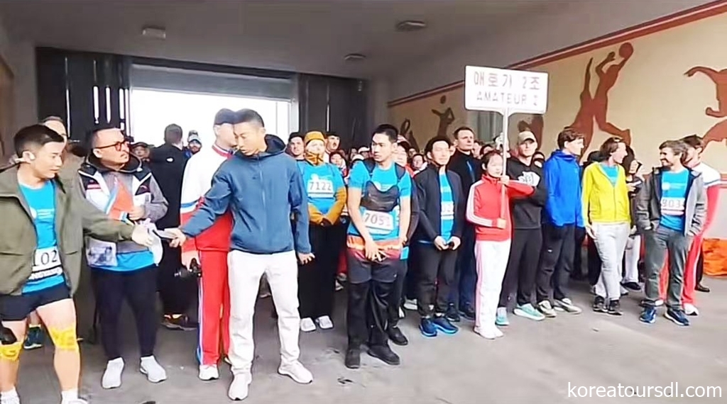 感動の金日成競技場スタート＆ゴール（フルとハーフのみ）